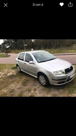 Skoda Fabia,wenig gelaufen seht günstig im...