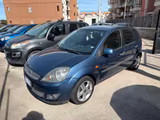 Ford Fiesta 1.4 TDCi 5p. Ghia - Ford Fiesta aus 2006: Ghia