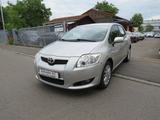 Toyota Auris 1.6 Executive Aut. Navi Klimaautomatik AHK - Toyota Auris Gebrauchtwagen in Stuttgart