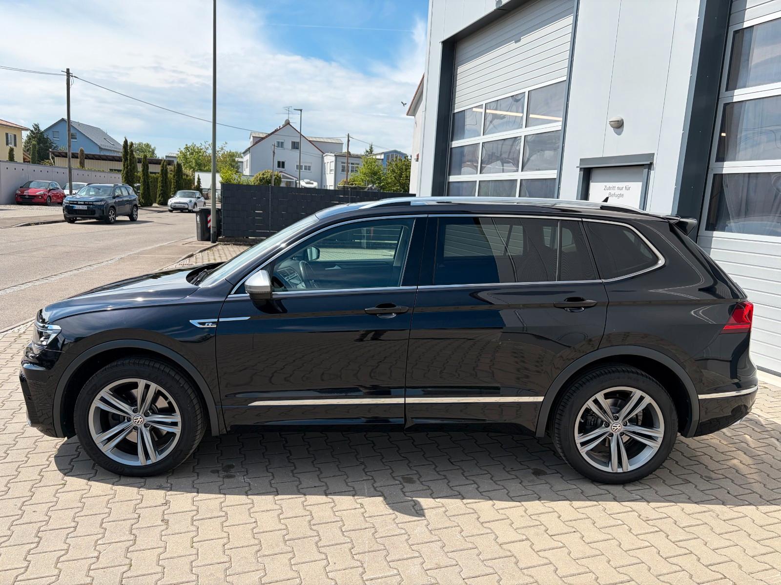 Volkswagen Tiguan Allspace R LINE /VOLLAUSSTATTUNG/7SITZE