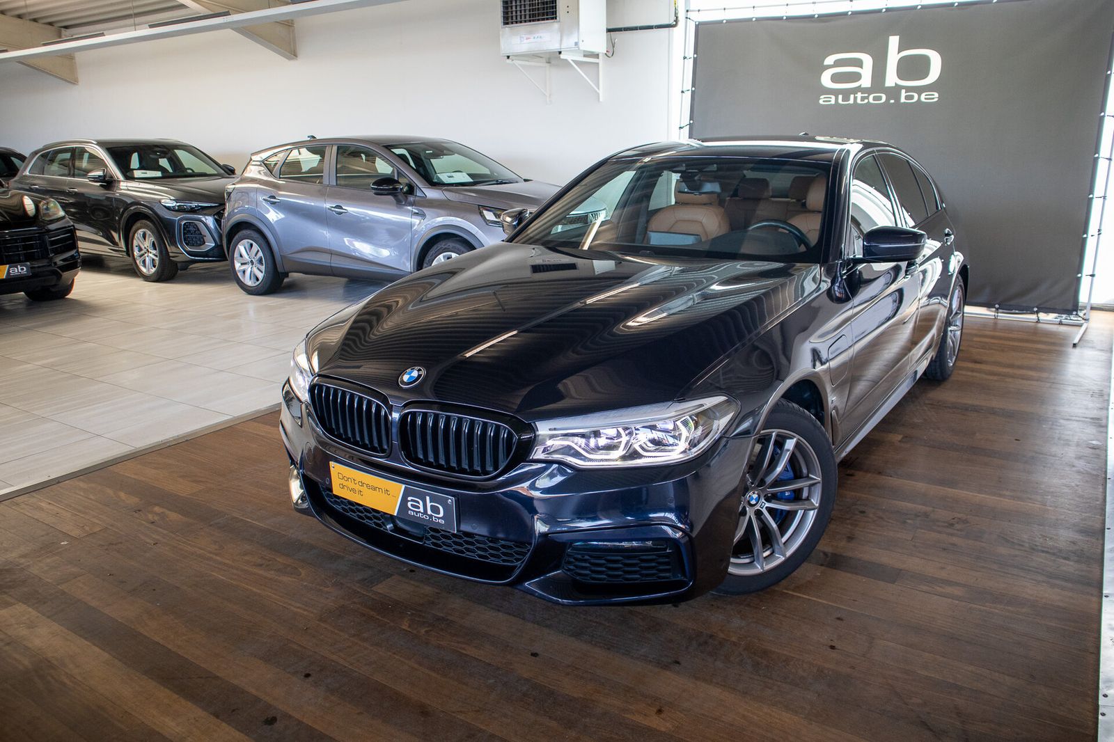 BMW 530 e, M SPORT, DRIVING ASS PLUS, COMFORT ACCESS imagem 2