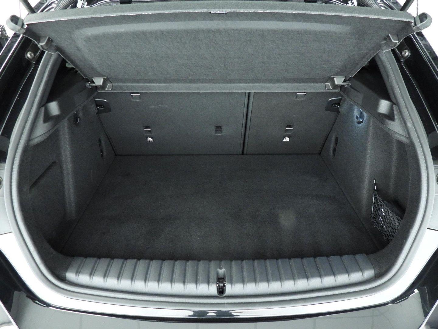 BMW 1 Series 1 Serie 5-türig M-Sportpakket LED Lede, миниатюра 9