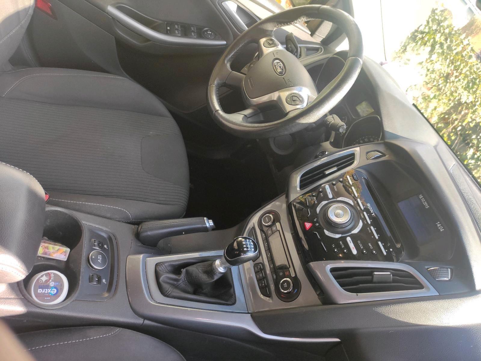 Ford Focus 2014 — photo 5