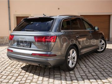 Audi Q7 - 3
