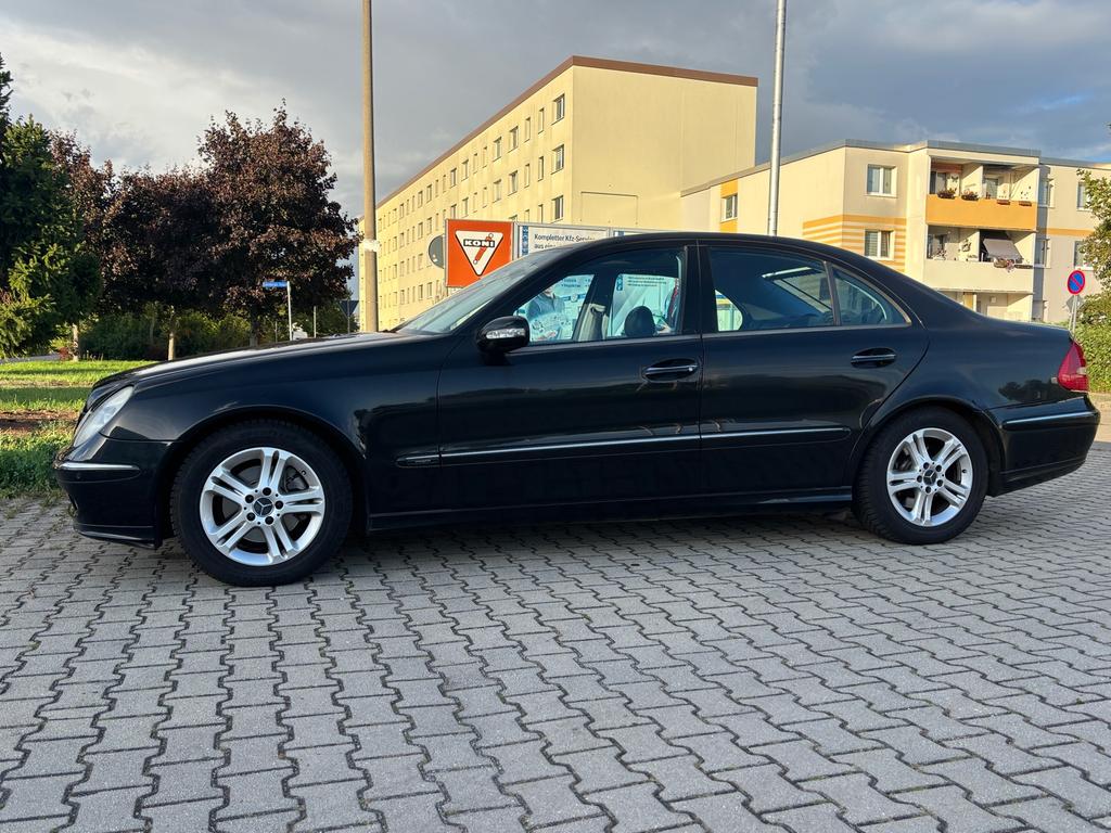 Mercedes-Benz E 280