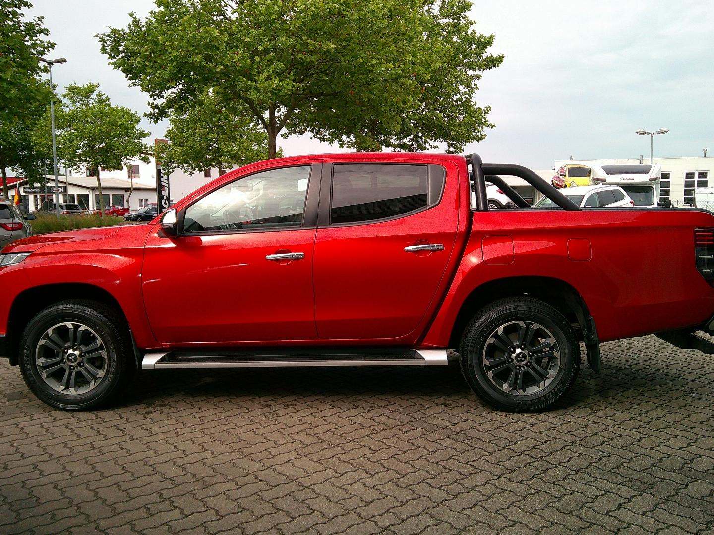 Mitsubishi L200 Top DC AT AHK/Leder/LED/PDC/360° Cam/Temp.