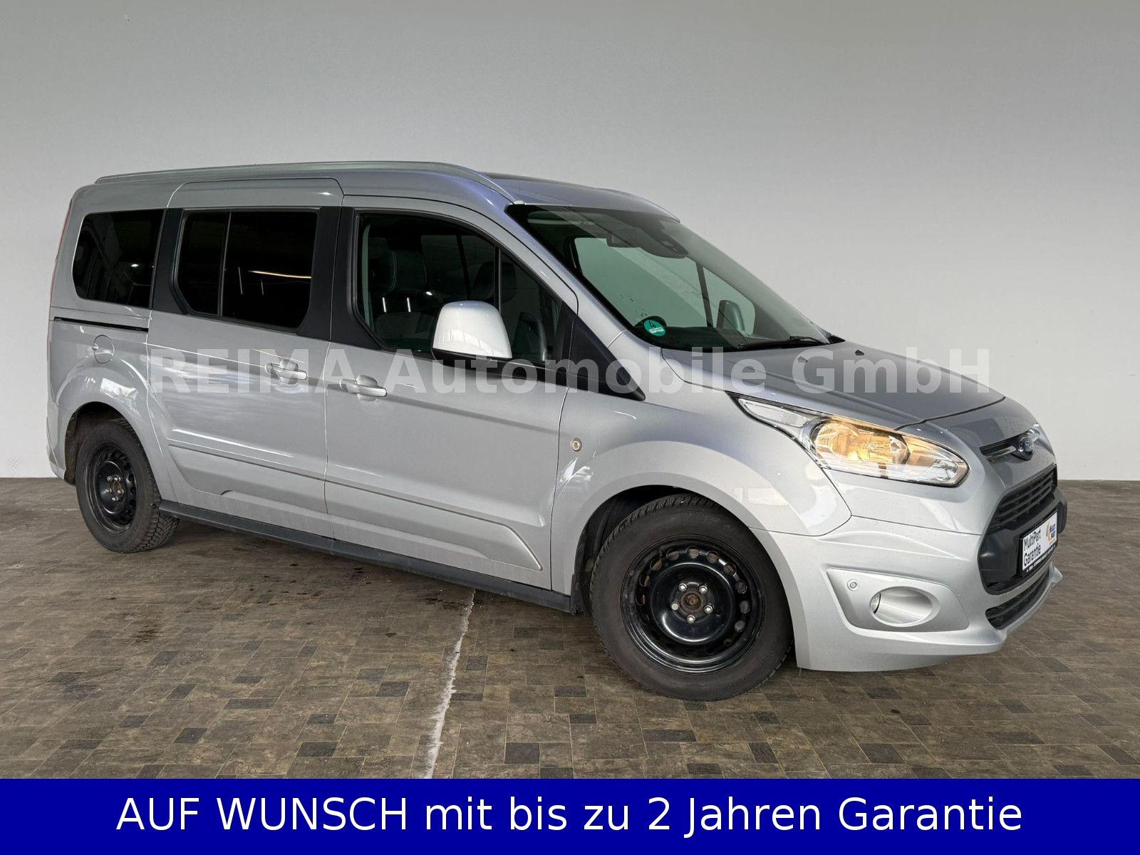 Fahrzeugabbildung Ford Tourneo Connect L2 1,5 D Automatik, Pano, Navi