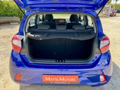Fahrzeugabbildung Hyundai i10 1.0 Automatik  KLIMA SHZ ALLWETTER ALU PDC