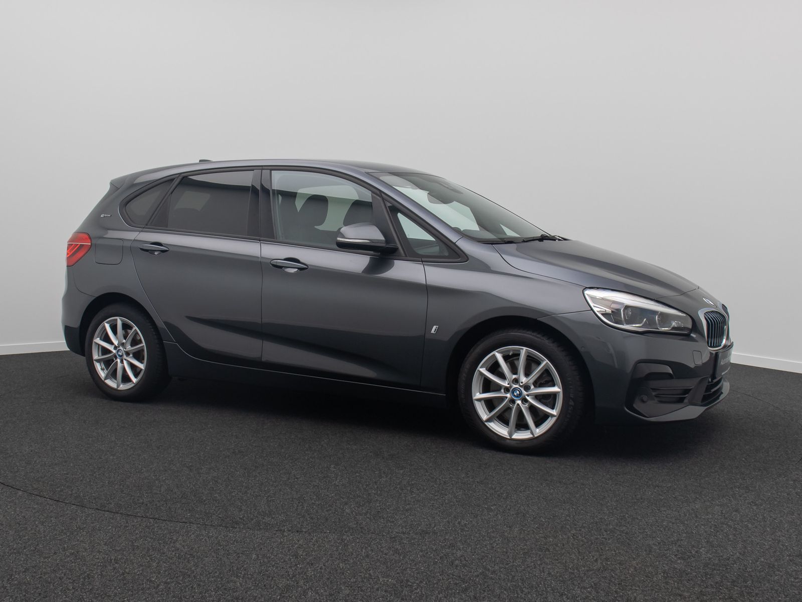 Fahrzeugabbildung BMW 225 Active Tourer iPerf Kamera DAB Sportsitz