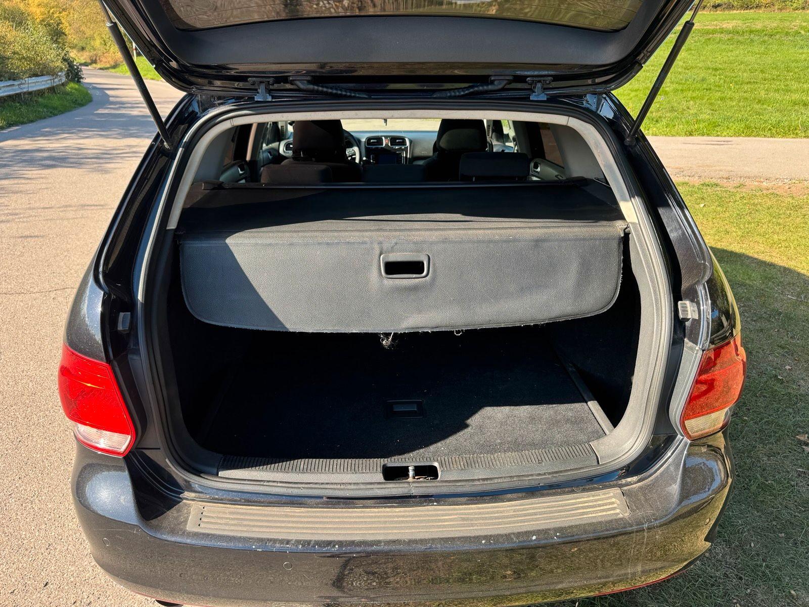 Volkswagen Golf 2011 — photo 14