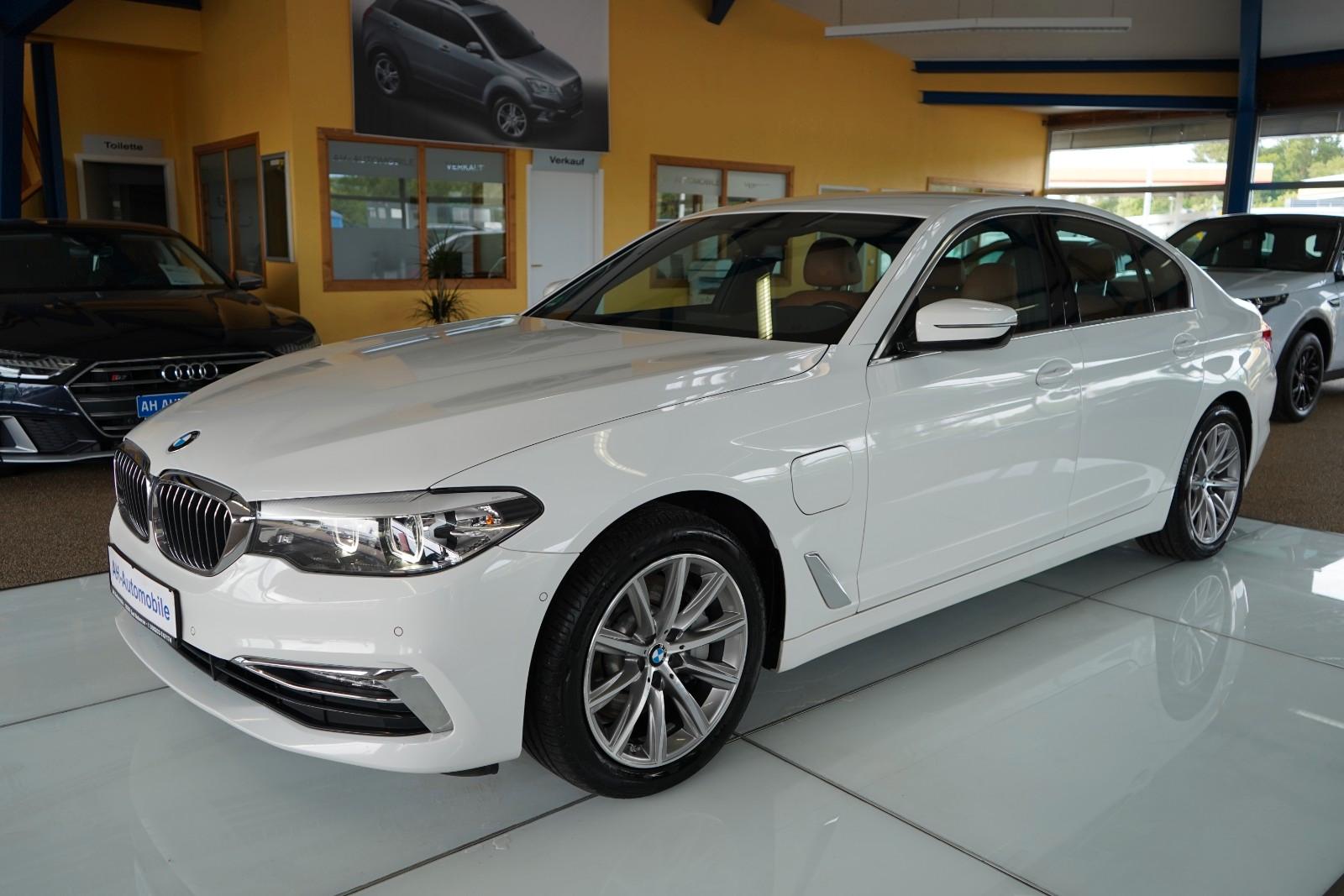 BMW 530 e Limousine Luxury Line XENON / NAVI / LEDER