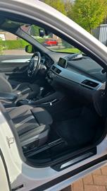 2017 BMW IX1 缩略图 13