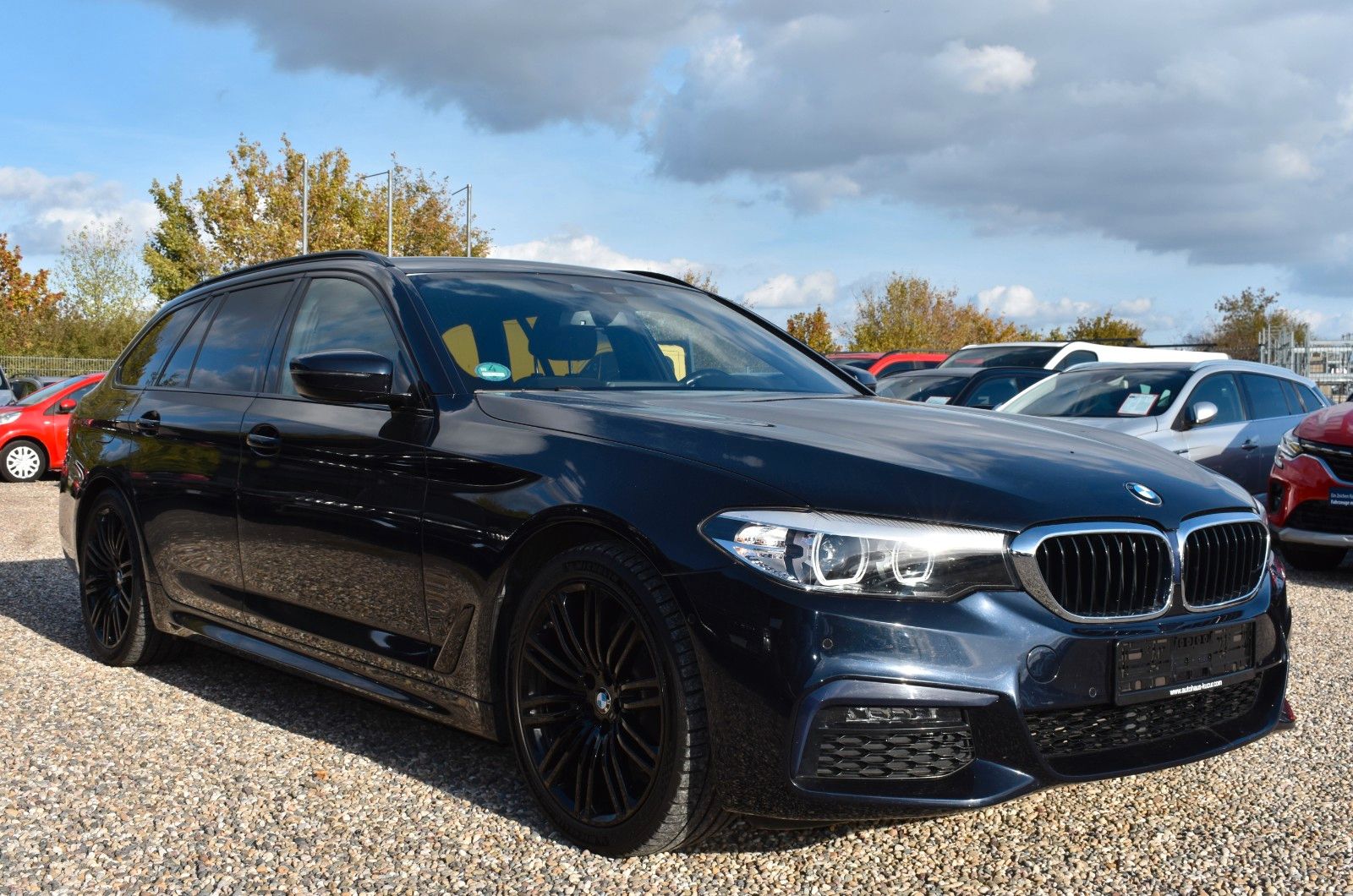 Fahrzeugabbildung BMW 520d Touring xDrive M Sport AHK/LED/KAMERA/TEMP.