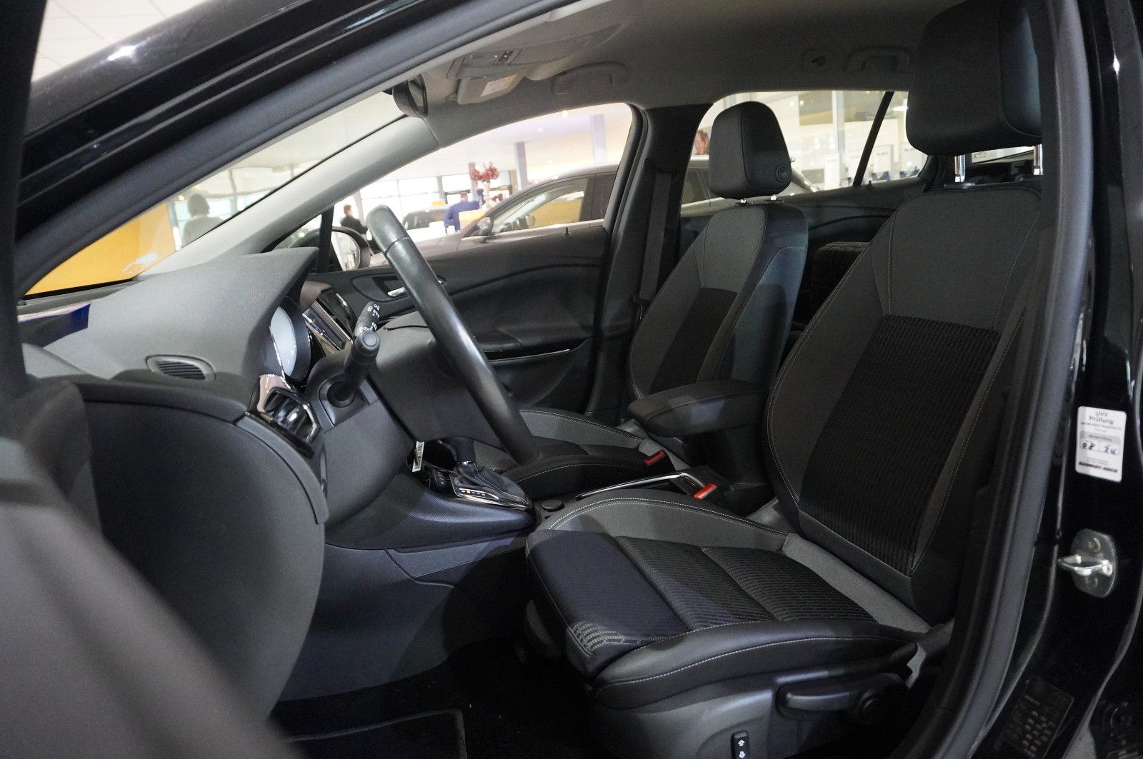 Fahrzeugabbildung Opel Astra K ST 1.4 ELEGANCE NAVI/LED/KAMERA/SPORT/SH