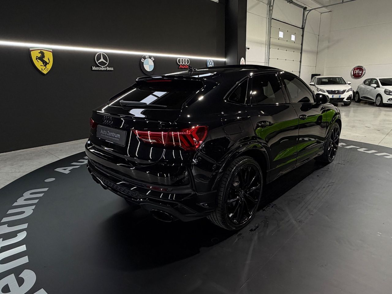 Audi Q3 RS quattro S tronic imagem 3