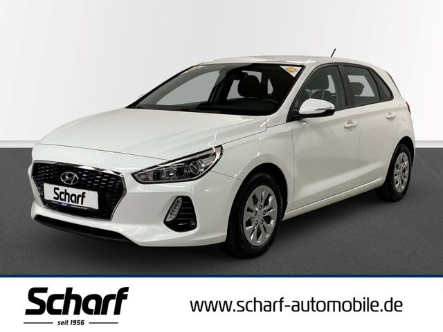 Hyundai i30 SELECT Cool&Sound Multifunktionslenkr.