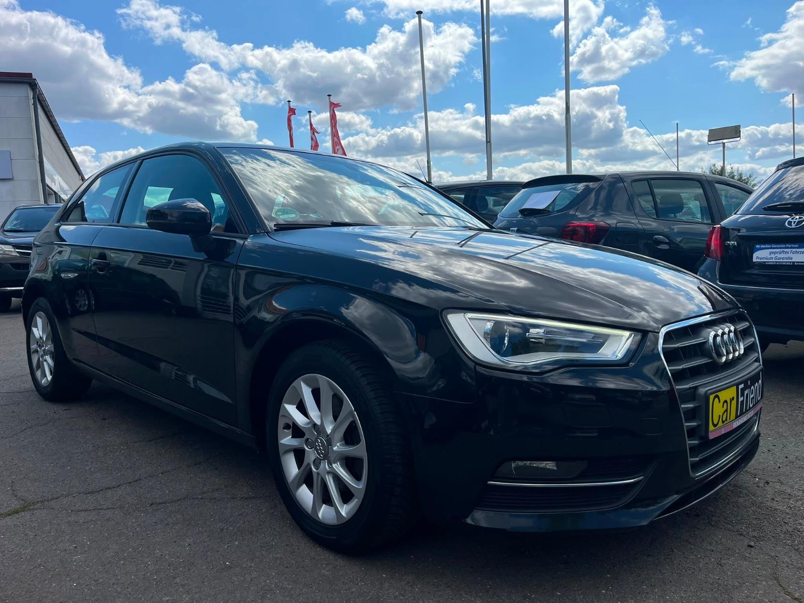 Audi A3 attraction Klima Navi Alu ESP ABS LED