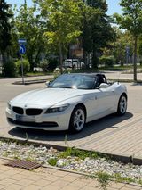 BMW Z4 sDrive20i - EZ 06/2012 | Top Zustand - BMW Z4: Weiß