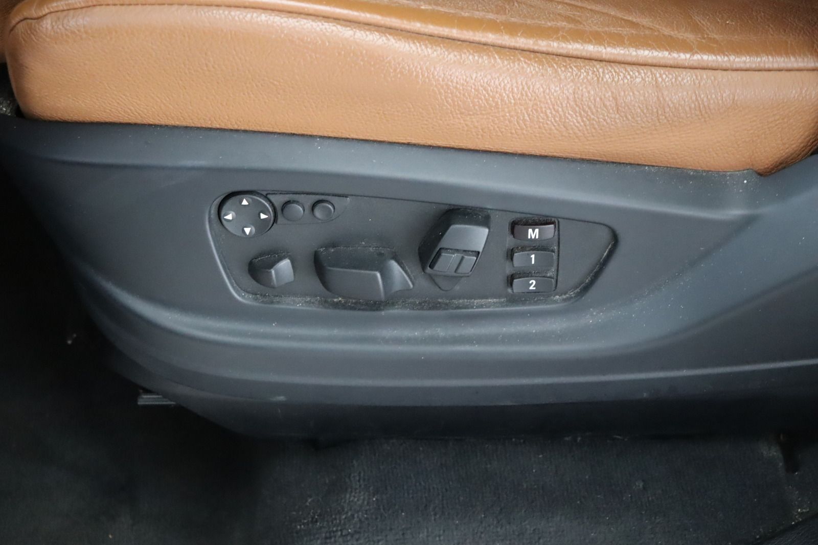 Fahrzeugabbildung BMW X5 3.0d * Xenon * Memory * Leder