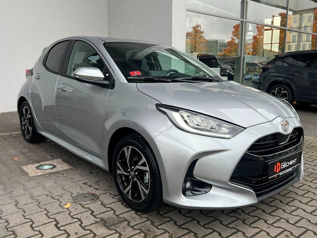 Fahrzeugabbildung Toyota Yaris Hybrid Teamplayer Comfortpaket