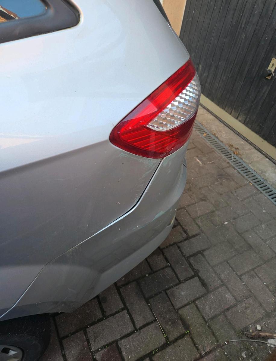 Ford Mondeo 2010 — photo 7