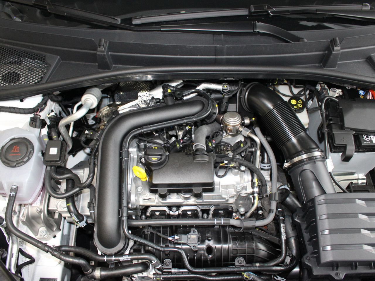 Fahrzeugabbildung SKODA Fabia 1.0 TSI Selection LED/Shz./Cam