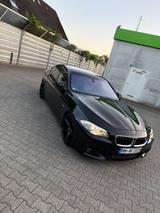 BMW 525d M-Paket*Scheckheft*Autom. - BMW 525 in Hamburg