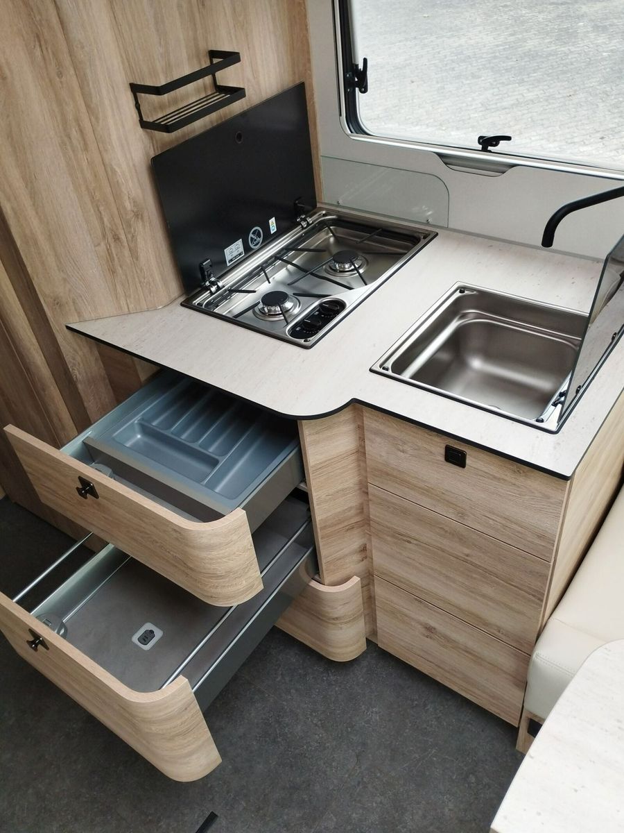Fahrzeugabbildung Eura Mobil Integra Line GT IL 726 QF Mondial+, Mark.,170PS