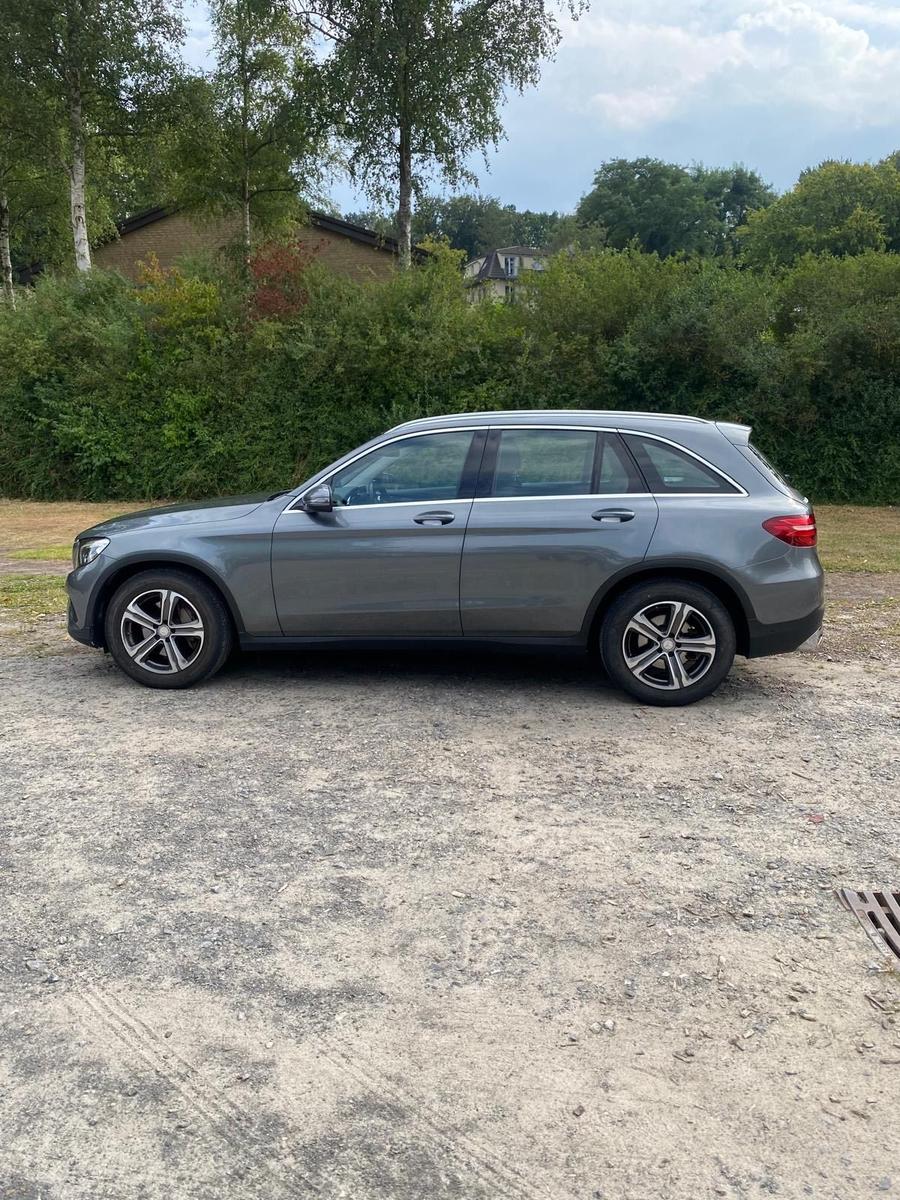 Mercedes-Benz GLC 220