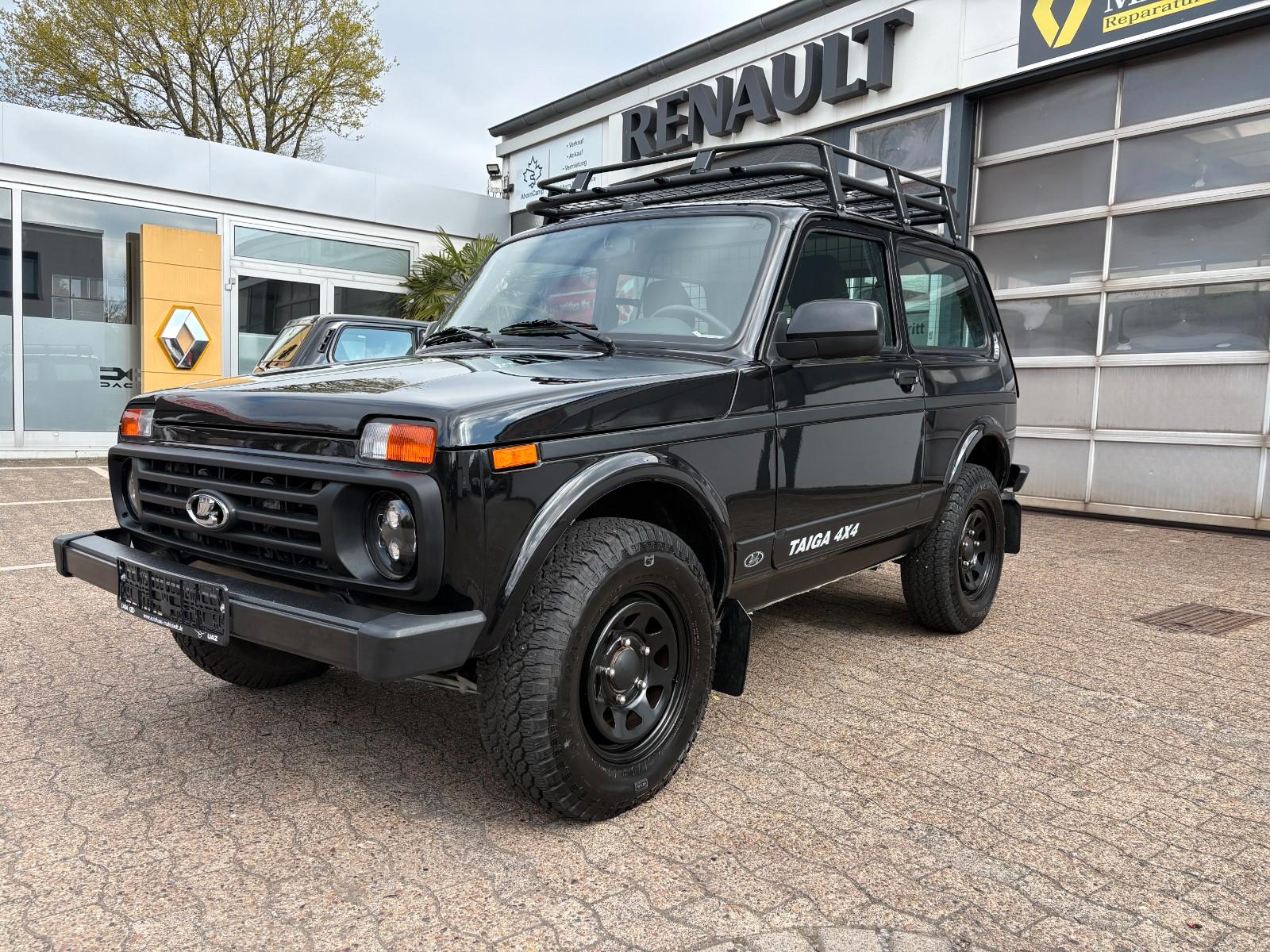 Lada Niva 4X4 MIKE SANDERS DOTZ, WIE NEU