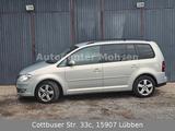 Volkswagen Touran United (Nr. 097) - Volkswagen Touran aus 2009: United
