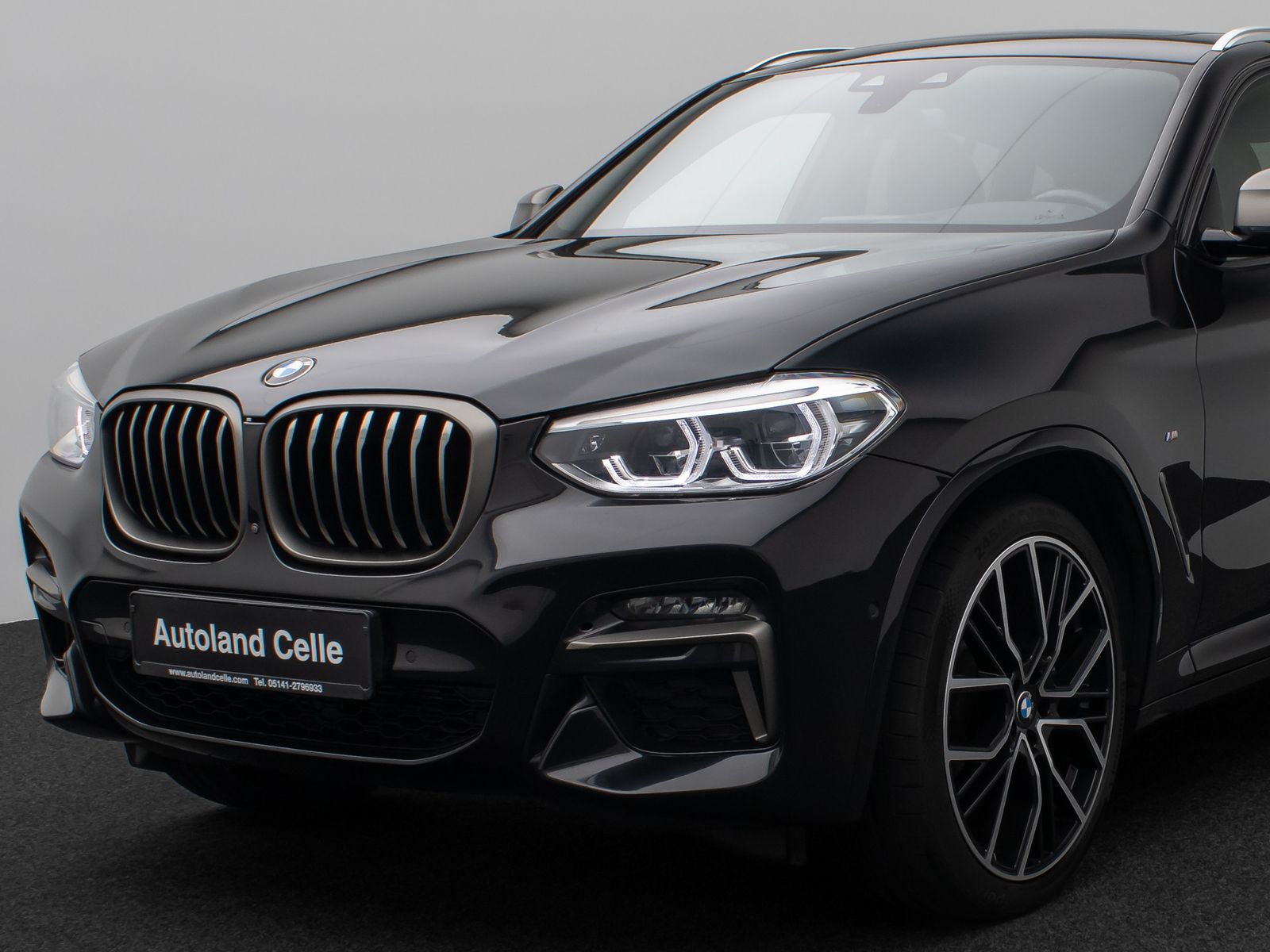 Fahrzeugabbildung BMW X4 M40i Panorama 360°HUD DAB HiFi Komfort AHK