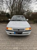 Opel Astra F 1.8 Stufenheck Automatik - gebrauchte Opel Astra aus dem Jahr 1993
