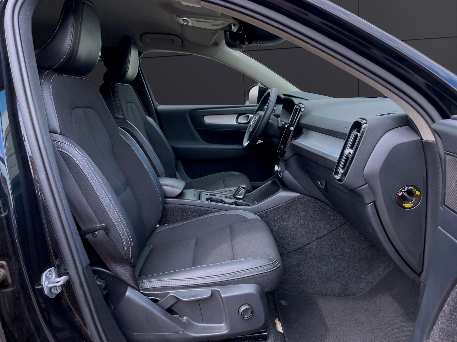 Volvo XC40 Momentum AWD 1.Hand~Lenkradhz.~