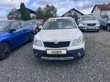 Skoda Octavia Scout 4X4 2.0 TDI DSG MY 2012 TÜV neu - Skoda Octavia: Scout 20 TDI
