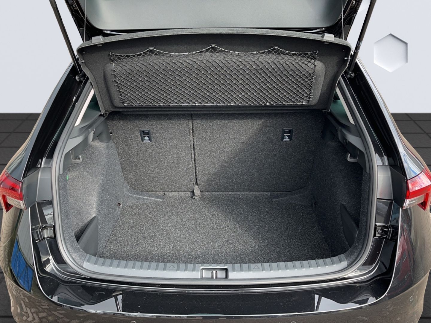 Scala DRIVE 1.0 TSI 85 kW 7-Gang DSG-Verfügbar a