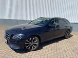 Mercedes-Benz edes E300d T-Modell Avantgarde Night Paket Airma