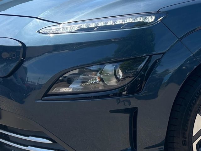 Fahrzeugabbildung Hyundai KONA Edition 30+ Elektro 2WD Navi Soundsystem AC