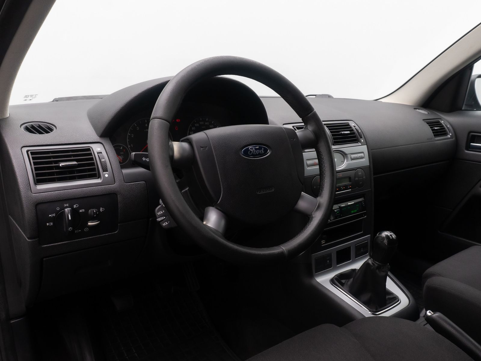 Fahrzeugabbildung Ford Mondeo Trend Klimaaut Lordos Beheizbare Frontsch