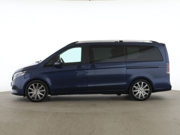 Mercedes V 220 - 4