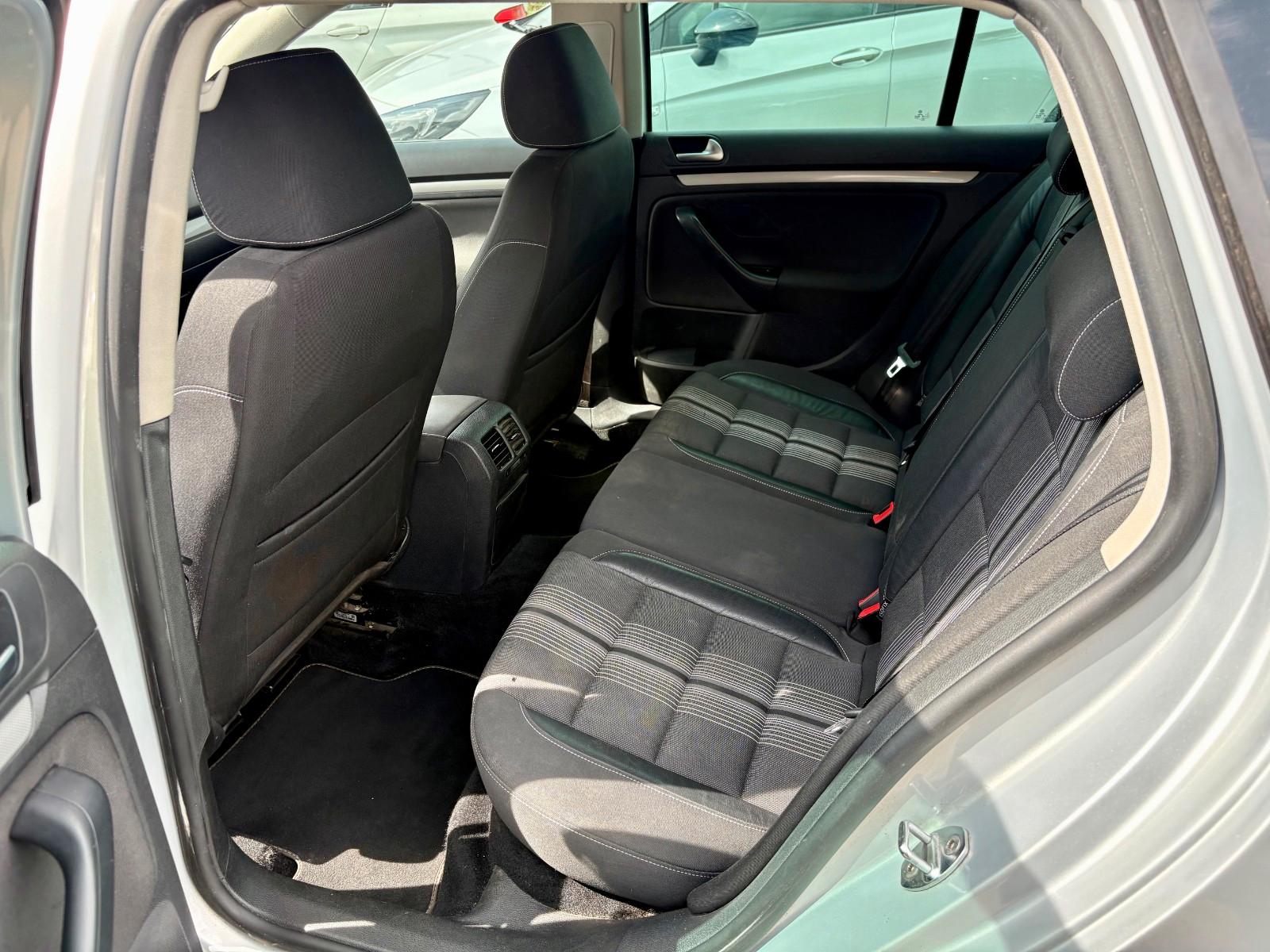 Volkswagen Golf 2012 — photo 22