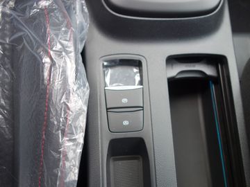 Bild 17 Ford Focus Lim. ST-Line