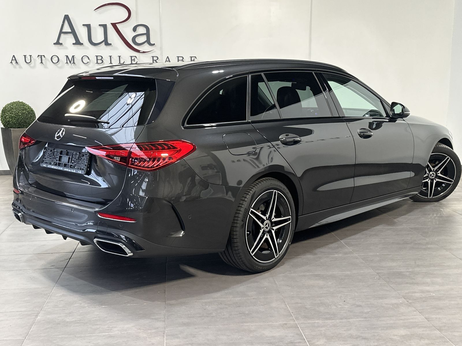 Fahrzeugabbildung Mercedes-Benz C 300d T AMG-Line NAV+LED+KAM+V-COCKPIT+AHK+PANO