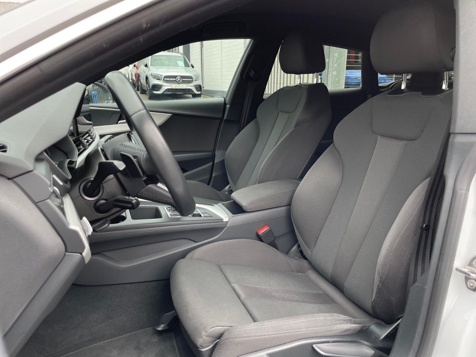Fahrzeugabbildung Audi A5 Sportback 35 TDI S-Line|DAB|PDC|Navi|Business