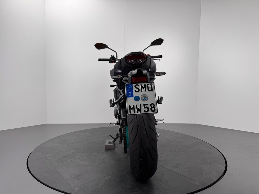 Fahrzeugabbildung Yamaha MT-09 Y-AMT 35 KW *TOP-ZUSTAND *SERVICE NEU
