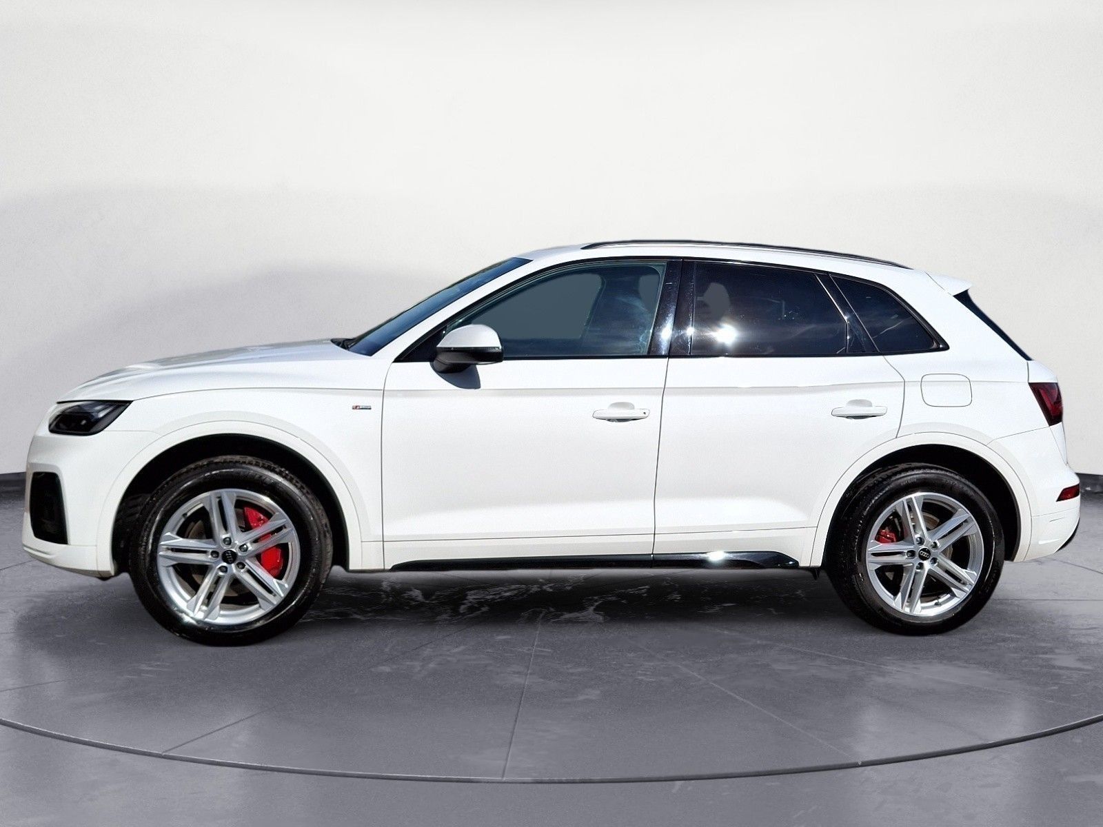 Audi Q5 50 TFSIe quattro S Tronic S Line imagem 3