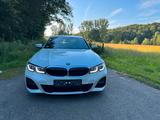 BMW 330 d M Sport Head-Up  Vollausstattung Innovatio - BMW 330 330d mit Diesel-Antrieb