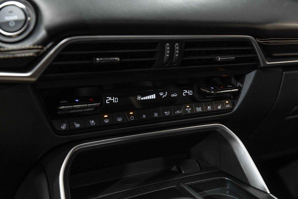 Fahrzeugabbildung Mazda CX-80 Plug-in Homura Plus