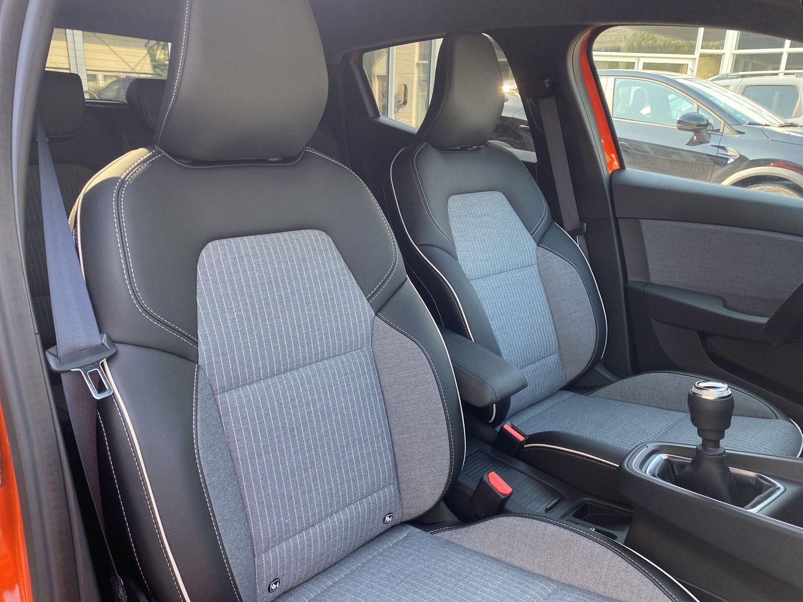 Renault Clio - Bild 19