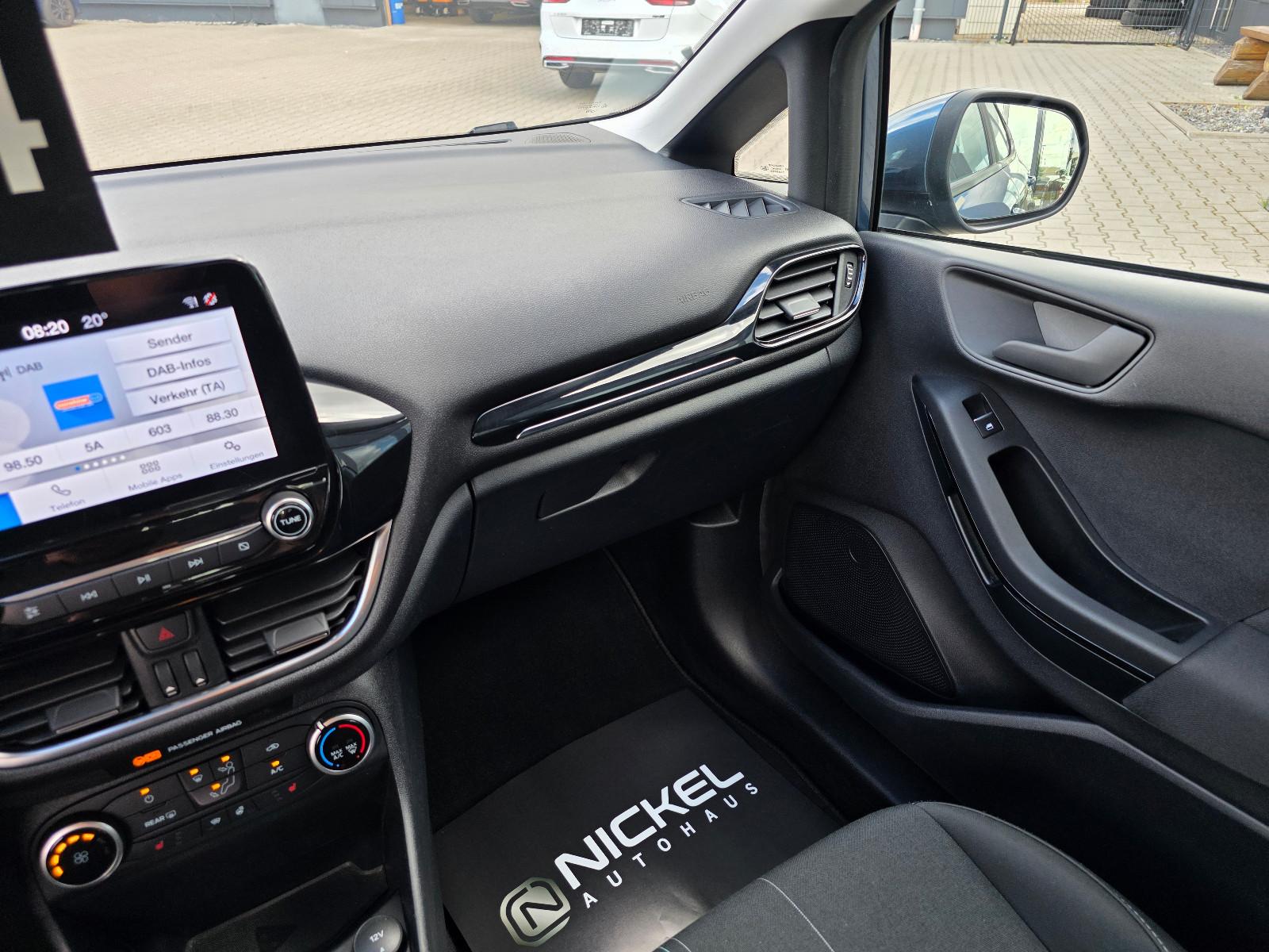 Ford Fiesta Cool & Connect*Winterpaket*Led*Navi*
